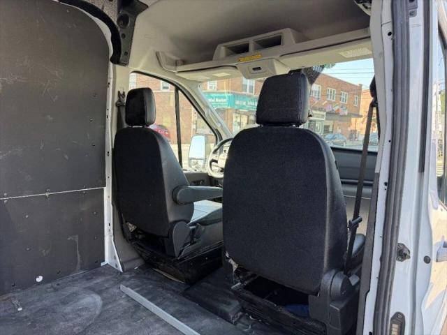 2024 Ford Transit Cargo Van Medium Roof w/LWB