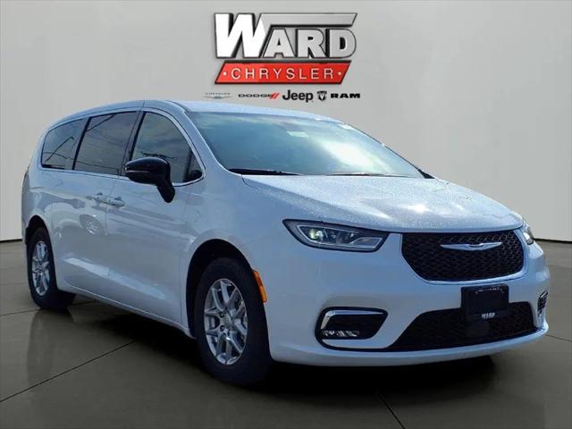 2026 Chrysler Pacifica Select for sale in Carbondale, IL