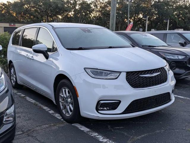 2023 Chrysler Pacifica Touring L for sale in Vero Beach, FL