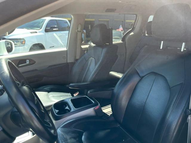 2017 Chrysler Pacifica Touring-L Plus