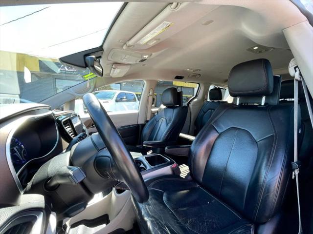 2017 Chrysler Pacifica Touring-L Plus