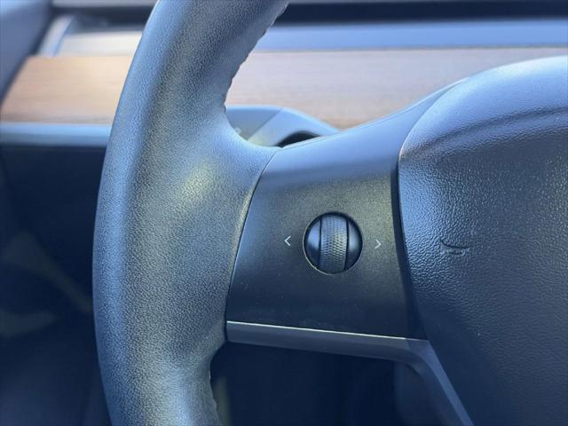 2020 Tesla Model 3 Unknown