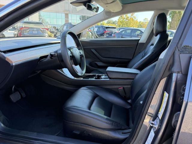 2020 Tesla Model 3 Unknown