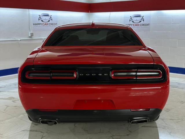 2015 Dodge Challenger SXT