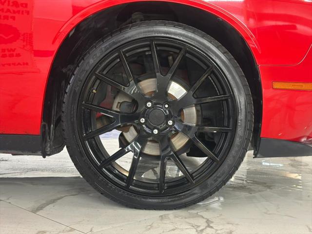 2015 Dodge Challenger SXT