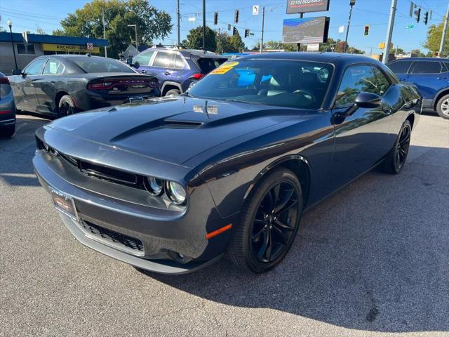 2018 Dodge Challenger SXT Plus