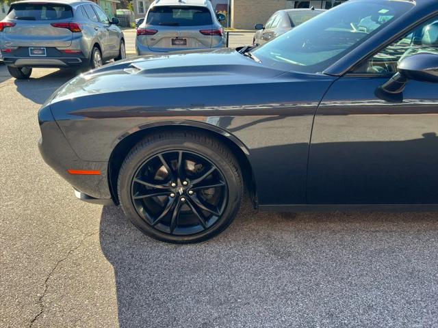 2018 Dodge Challenger SXT Plus
