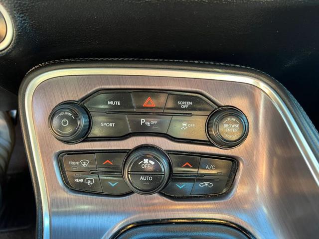2018 Dodge Challenger SXT Plus