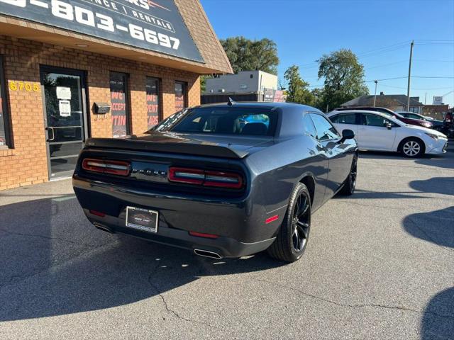2018 Dodge Challenger SXT Plus