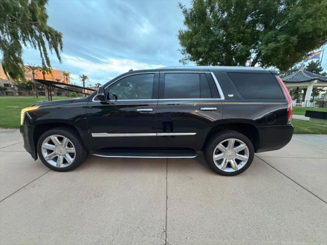 2017 Cadillac Escalade Standard