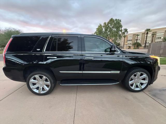 2017 Cadillac Escalade Standard