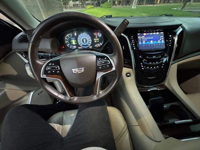 2017 Cadillac Escalade Standard