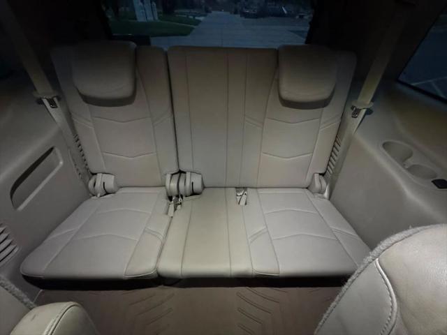 2017 Cadillac Escalade Standard
