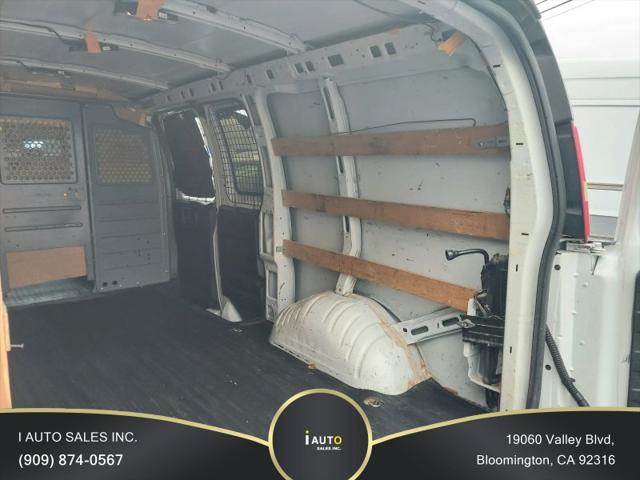 2017 GMC Savana 2500 Work Van