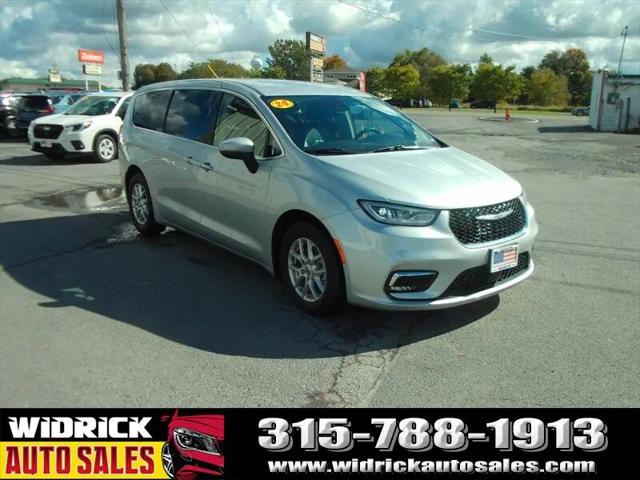 2023 Chrysler Pacifica Touring L for sale in Watertown, NY