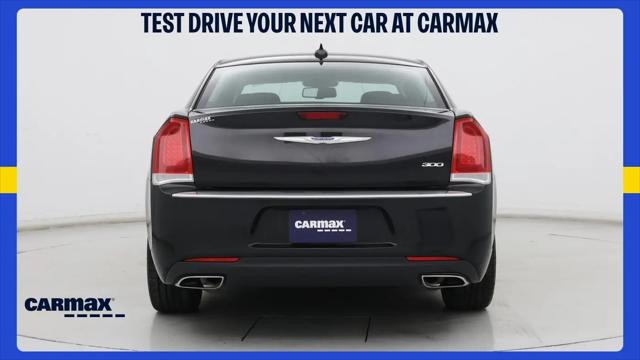 2019 Chrysler 300 Touring L