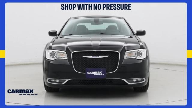 2019 Chrysler 300 Touring L