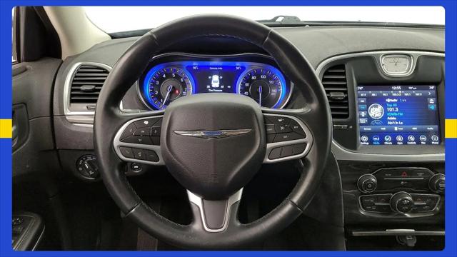 2019 Chrysler 300 Touring L
