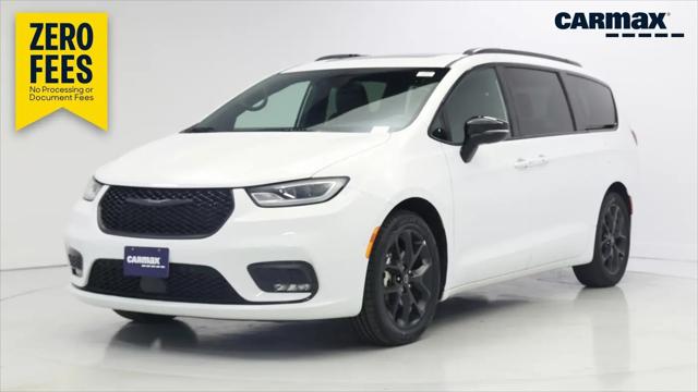2025 Chrysler Pacifica Limited for sale in Murietta, CA