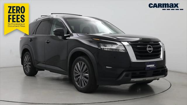 2023 Nissan Pathfinder SL 4WD for sale in St. Louis, MO
