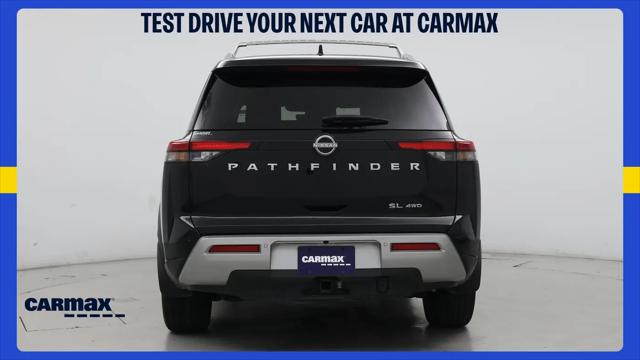 2023 Nissan Pathfinder SL 4WD