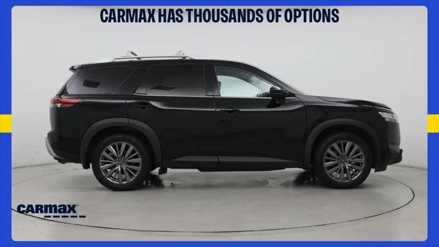 2023 Nissan Pathfinder SL 4WD