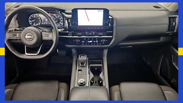 2023 Nissan Pathfinder SL 4WD