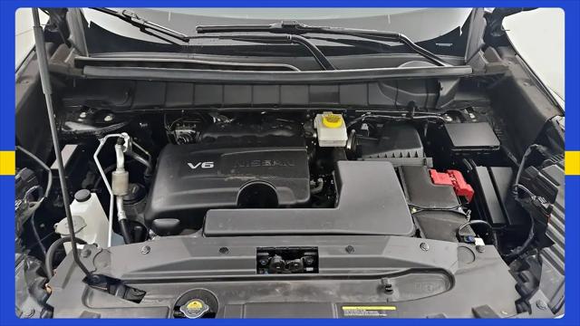 2023 Nissan Pathfinder SL 4WD