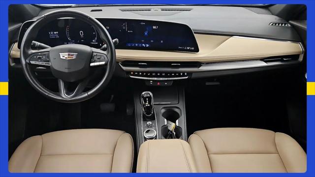 2024 Cadillac XT4 FWD Luxury