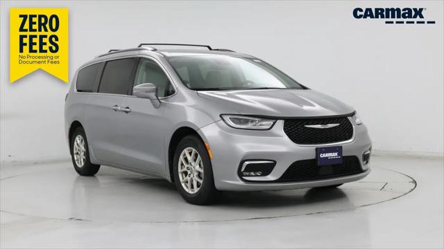 2021 Chrysler Pacifica Touring L for sale in Merriam, KS