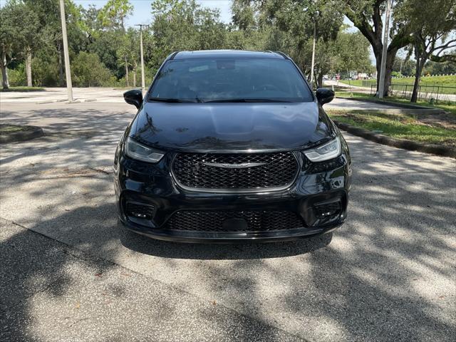 2023 Chrysler Pacifica HYBRID LIMITED