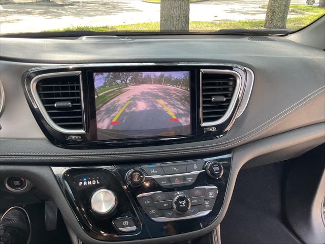 2023 Chrysler Pacifica HYBRID LIMITED