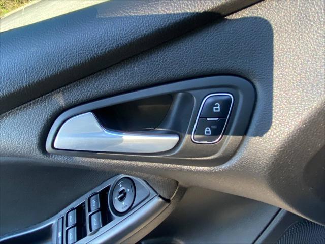 2017 Ford Focus SEL