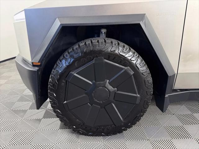 2024 Tesla Cybertruck Cyberbeast