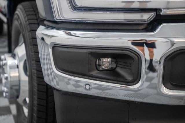 2027 Ford F-350 LARIAT