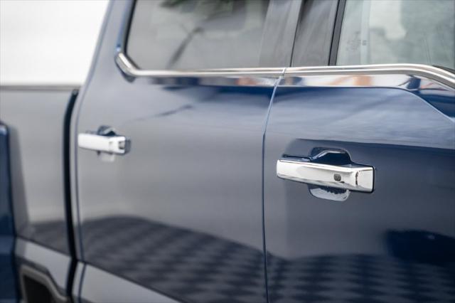 2027 Ford F-350 LARIAT