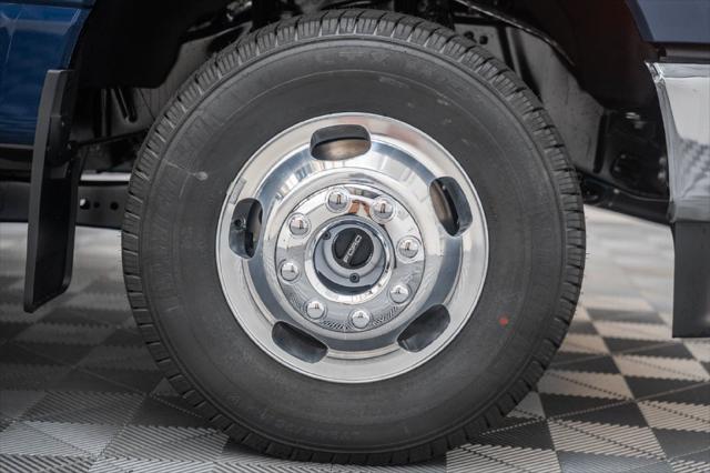 2027 Ford F-350 LARIAT