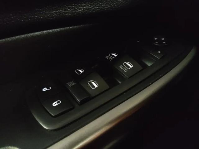 2019 Jeep Cherokee Limited FWD