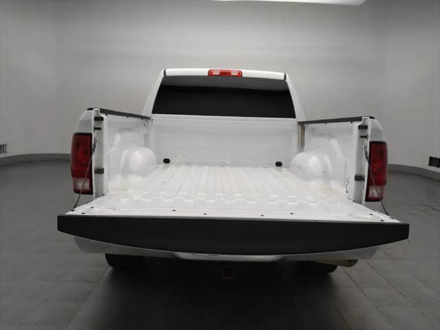 2023 Ram 1500 Classic SLT Crew Cab 4x4 57 Box