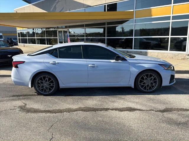 2023 Nissan Altima SR VC-Turbo FWD for sale in Hurricane, WV