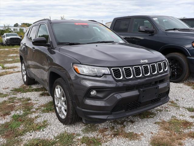 2024 Jeep Compass Latitude Lux FWD