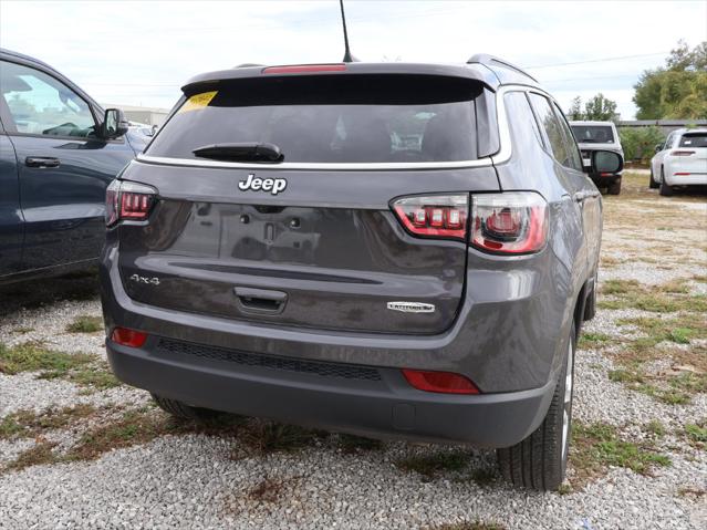 2024 Jeep Compass Latitude Lux FWD