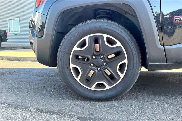 Used 2016 Jeep Renegade Trailhawk For Sale in Olive Branch, MS