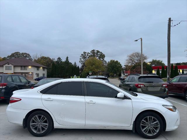 2017 Toyota Camry SE for sale in Cottage Grove, WI