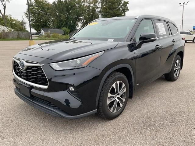 2022 Toyota Highlander Hybrid XLE for sale in Washington Court House, OH