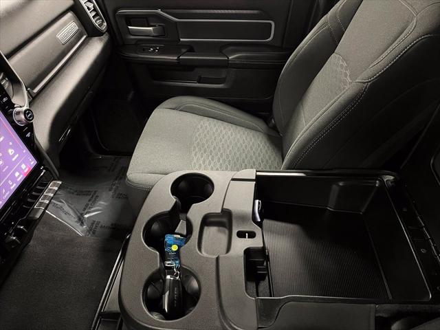 2026 Ram 2500 Big Horn Crew Cab 4x4 64 Box