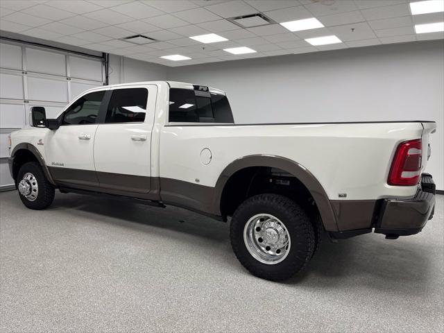 2024 Ram 3500 Limited Longhorn Crew Cab 4x4 8 Box