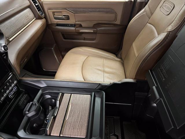 2024 Ram 3500 Limited Longhorn Crew Cab 4x4 8 Box