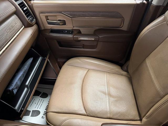 2024 Ram 3500 Limited Longhorn Crew Cab 4x4 8 Box