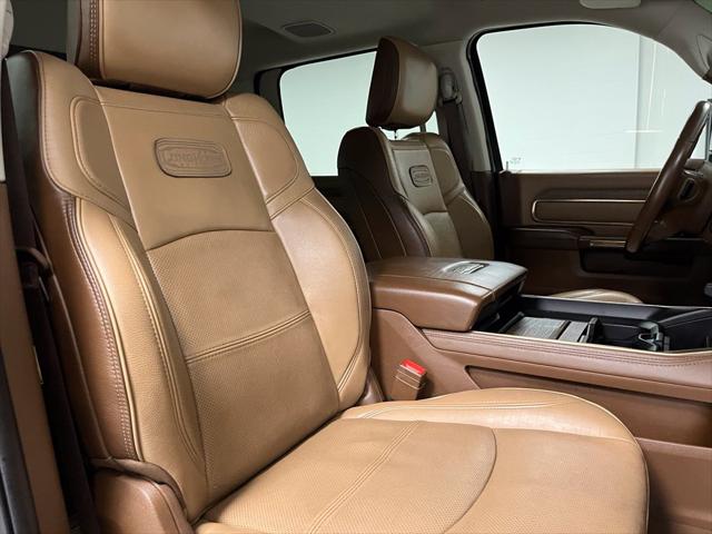 2024 Ram 3500 Limited Longhorn Crew Cab 4x4 8 Box